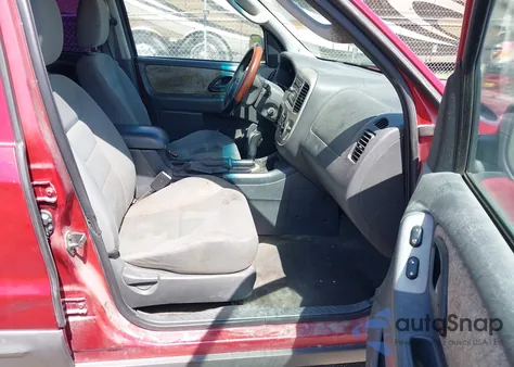 2007 Ford Escape Xlt/Xlt Sport from USA, damaged, VIN 1FMCU03107KA64572